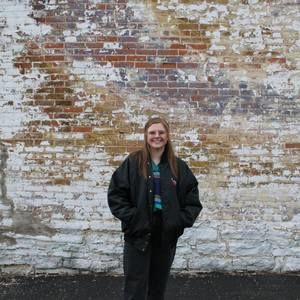 Meet your Posher, Izzy